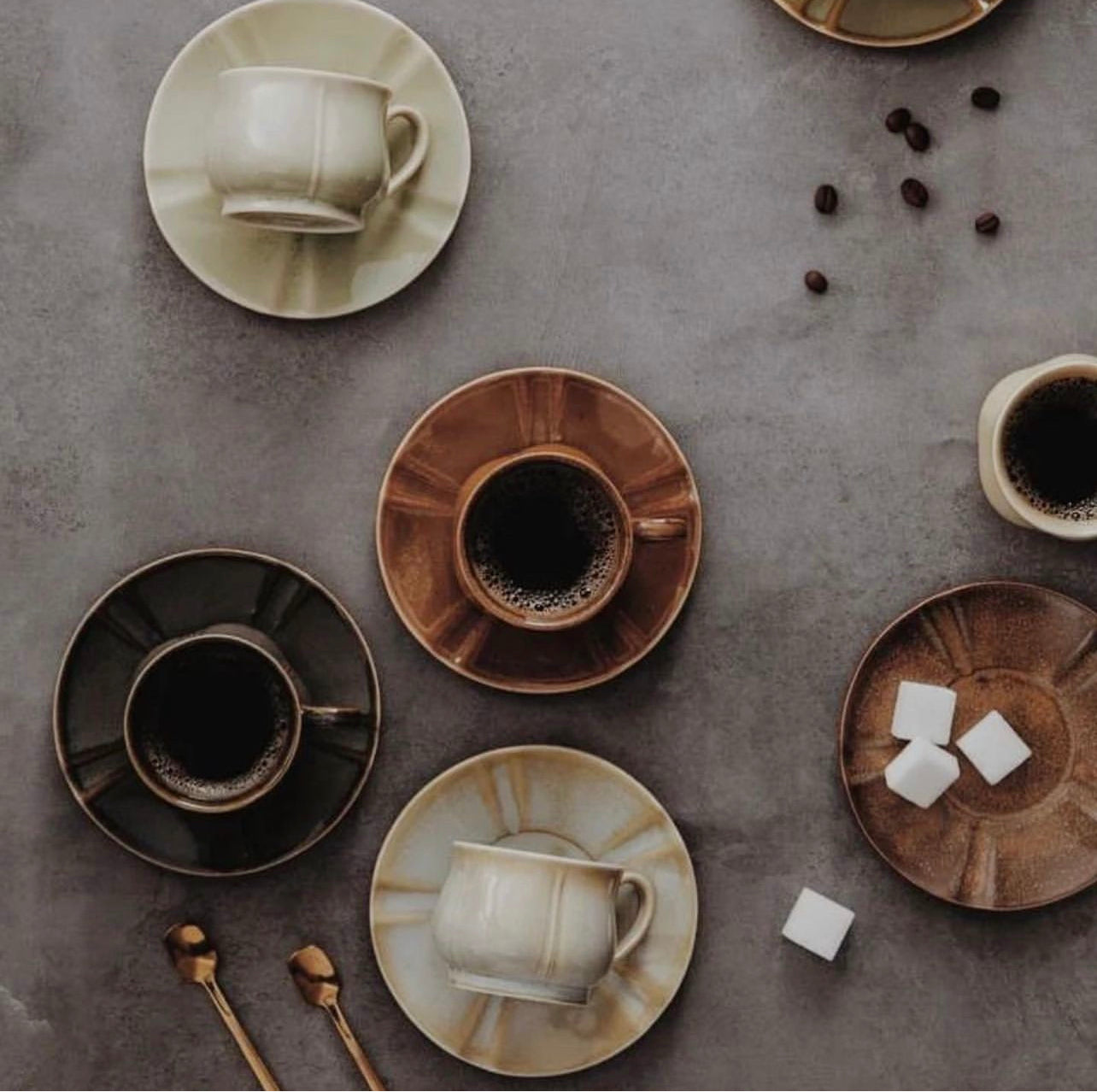 Mugs & Cups