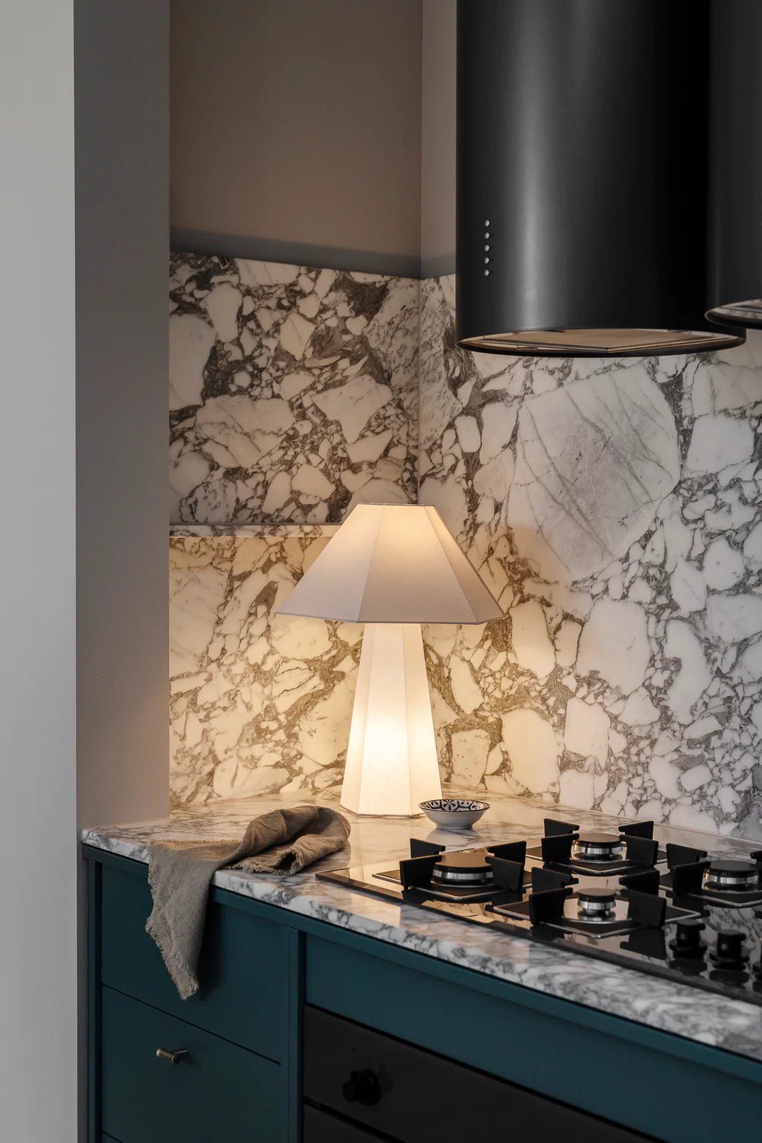 Blake Table Lamp - Pearl | Creeping Fig
