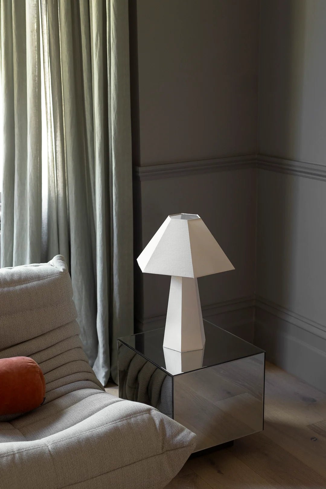 Blake Table Lamp - Pearl | Creeping Fig